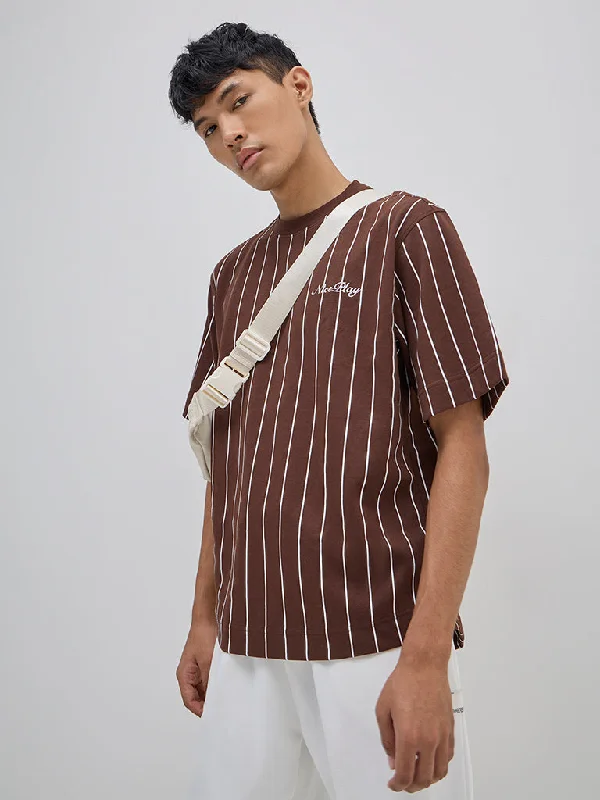 Men's sporty casual t-shirt-Studiofit Brown Striped Relaxed-Fit Cotton-Blend T-Shirt