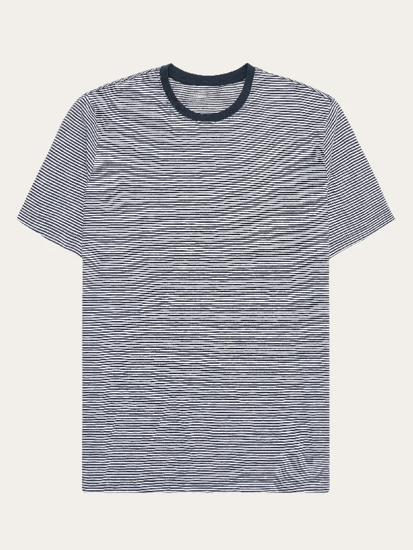 Men's eco-blend t-shirt-Regular fit Striped basic tee - Blue stripe