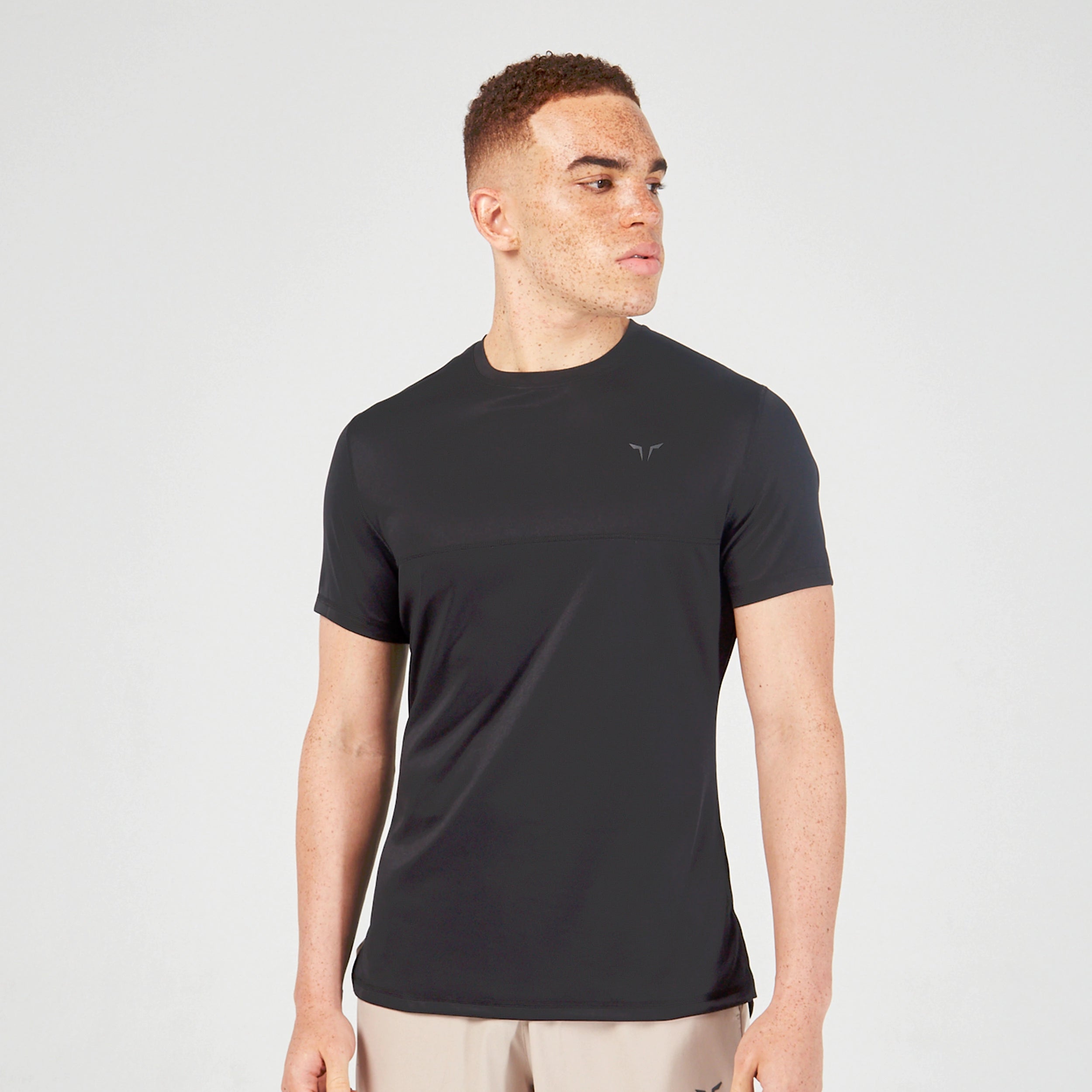 Men's sustainable fashion t-shirt-Essential Contrast Tee Asphalt Edition - Black