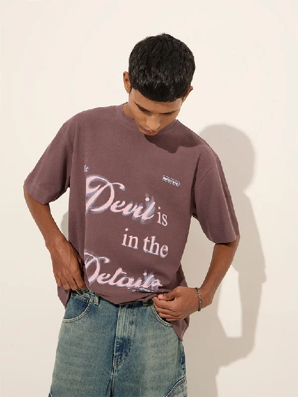 Men's moisture-wicking athletic t-shirt-Nuon Mauve Text Printed Relaxed-Fit Cotton T-Shirt