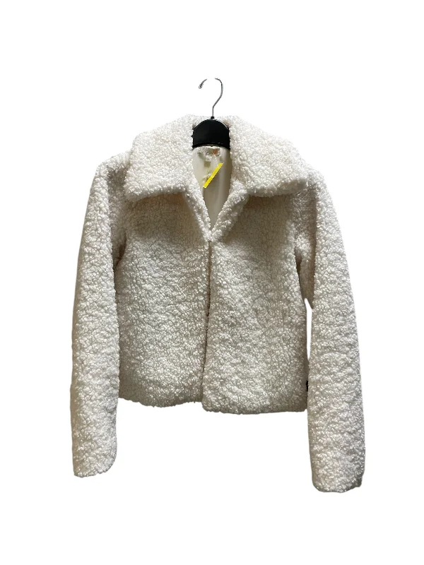 Men's eco-conscious varsity jacket-Jacket Faux Fur & Sherpa By Gianni Bini In Cream, Size: Xs