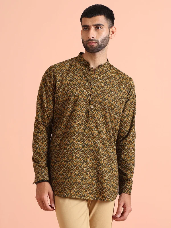 Men's sustainable gym shirt-Men Green Printed Short Kurta