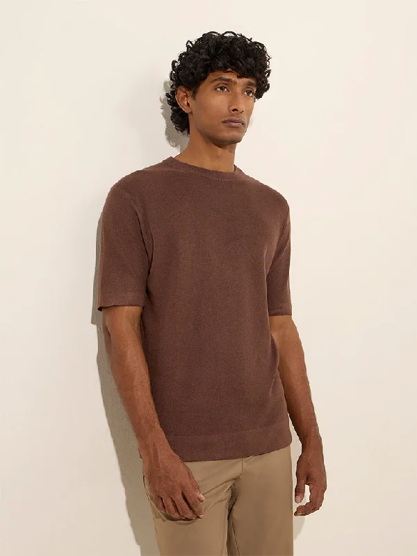 Men's contrast collar t-shirt-WES Formals Brown Knit-Textured Slim-Fit T-Shirt