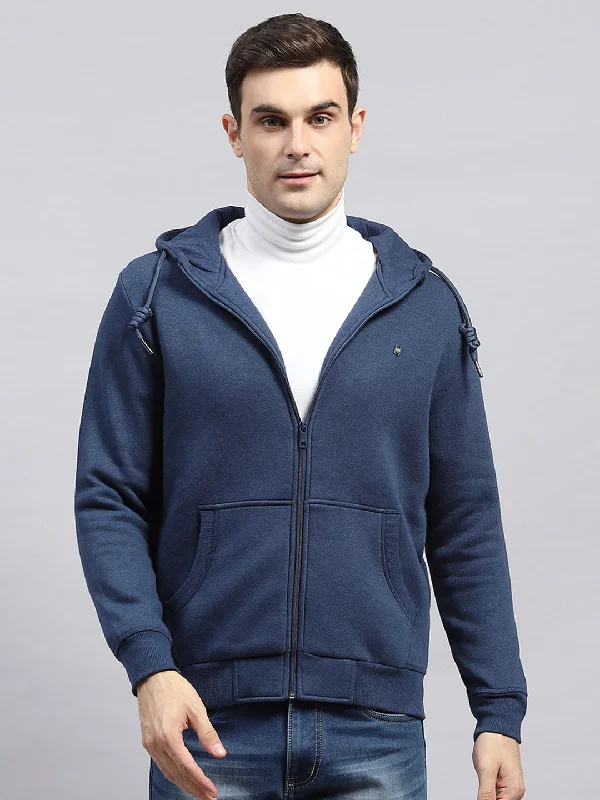 Men's wrinkle-resistant casual hoodie-Men Blue Solid Hooded Full Sleeve Sweatshirt