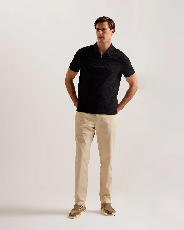 Men's performance gym polo shirt-Zarkes Ss Regular Zip Polo Black