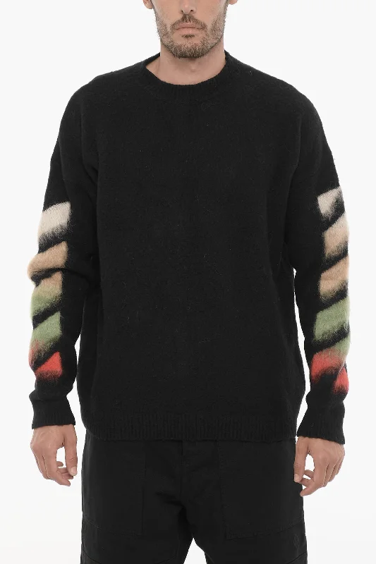 Men's sporty knit-Off-White Brushed Wool Crew-neck Sweater with Contrasting Logo