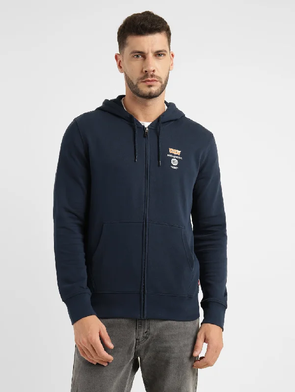 Men's weather-proof t-shirt-Levi's® Men's Regular Fit Hooded Sweatshirt